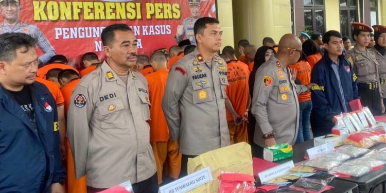 Bongkar 3,6 Kg Sabu Jaringan Internasional Asal Malaysia di Polres Serang