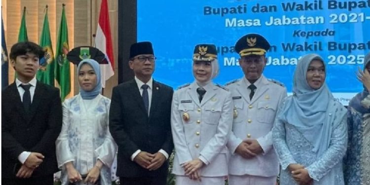 Ratu Tatu Absen di Pelantikan Bupati dan Wakil Bupati Serang