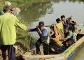 Akses Jalan Rusak di Pandeglang Ibu Hamil Diangkut Perahu dan Ditandu ke Puskesmas