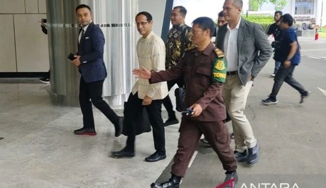 Kejagung Mencegah Nadiem Makarim Bepergian ke Luar Negeri