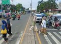 Supir Angkot Usul Pagar Median Jalan Depan Kampus UIN di Tangerang Selatan