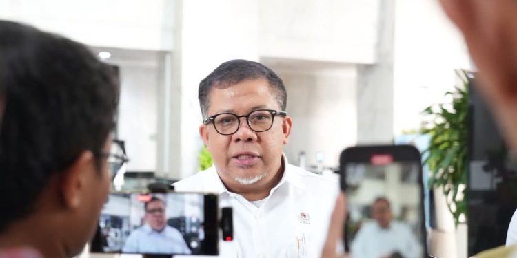 Pemerintah Libatkan Koperasi Merah Putih Dalam Program BSPS Menurut Fahri Hamzah
