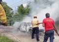 Sedan Terbakar di Jalan Cibadak Lebak