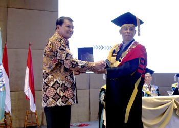 Wisuda 305 Mahasiswa Jurusan Manajemen dan Akutansi STIE PPI Tangerang