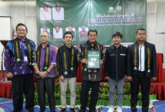 Mahasiswa sebagai Lokomotif Gerakan Intelektual untuk Masyarakat dan Ide Besar