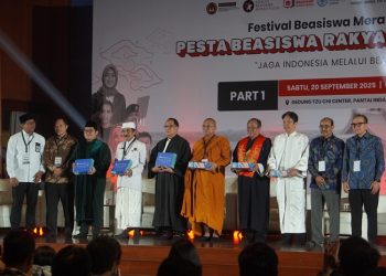 Jaga Indonesia dengan Beasiswa Festival Merah Putih 2025