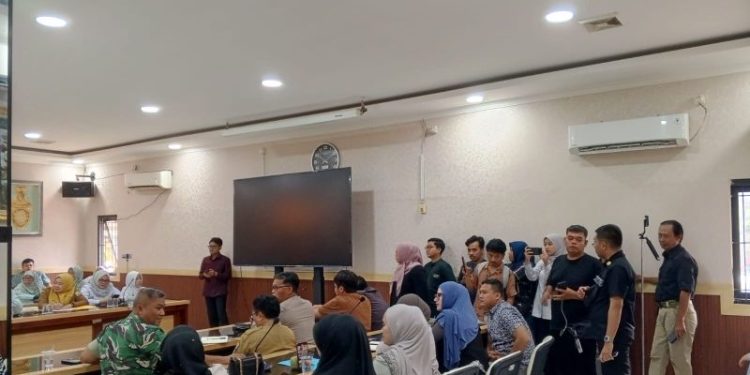 Wali Murid SDIT Al Izzah Serang Protes Program MBG