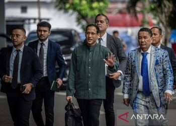 Nadiem Makarim Dituduh Tak Terima Uang Pengadaan Chromebook Menurut Hotman