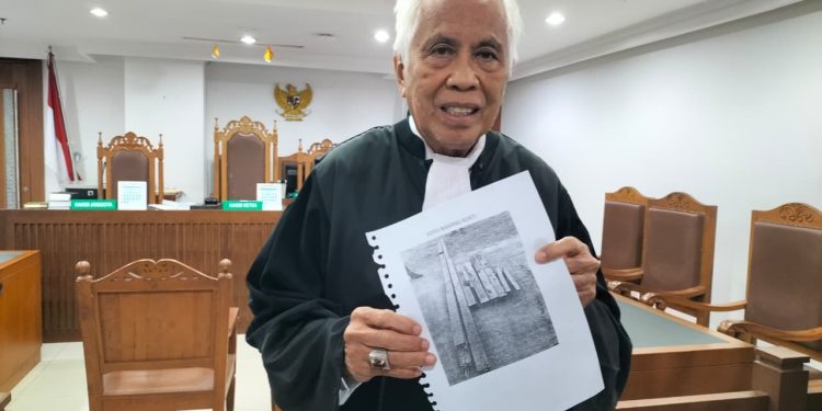 Saksi Dinas Kehutanan Mengakui Pekerja Pasang Patok Areal Tambang PT WKM