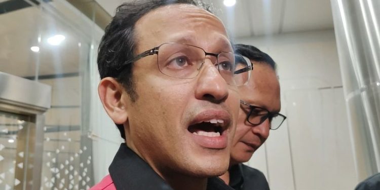 Pihak Nadiem Bantah Grup WA Dibuat untuk Pengadaan Chromebook