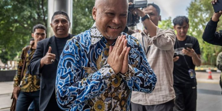 KPK Sita Rp1,3 Miliar dari Ilham dan Kembalikan Mobil mantan Presiden Habibie