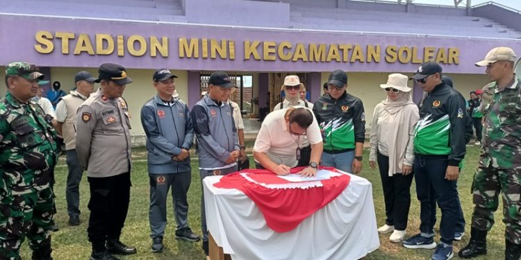 Gelorakan Api Kirab Obor PORKAB VI Tangerang 2025 Bersama Taufik Emil