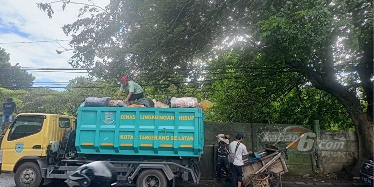 Prioritas Pengangkutan Sampah di Titik Penting Jalanan Tangsel