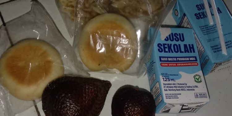 Menu MBG Dinilai Seperti Camilan, Orang Tua Wali Murid di Solear Mengeluh