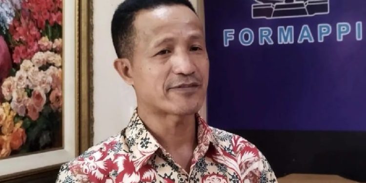 Tagihan Formappi kepada KPK untuk Tahan Heri Gunawan dan Satori Akhir Tahun Ini