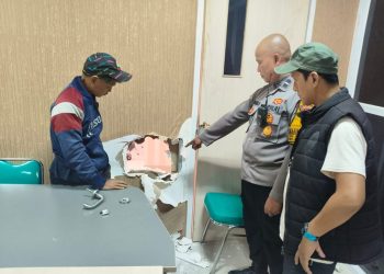 Kantor Kelurahan Pondok Jaya Tangsel Dibobol Saat Linggis Besar Tertinggal