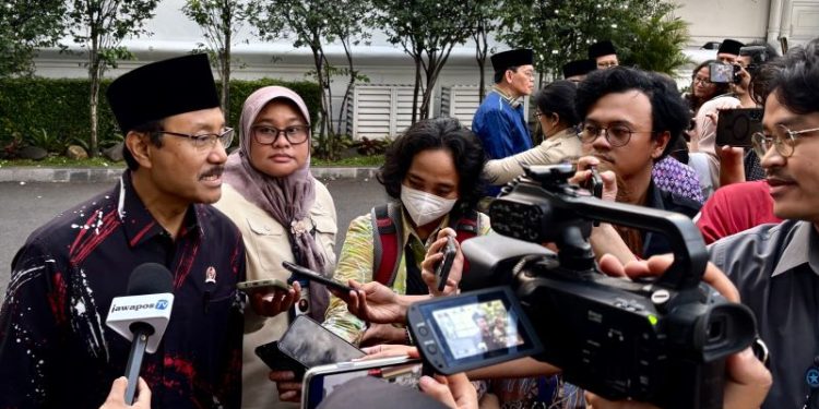 Siswa SD Bunuh Diri Tinggalkan Surat untuk Ibu, Ini Penjelasan Mensos